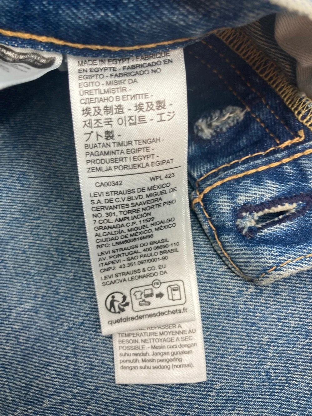 Levi’s 501 Button Fly Denim Shorts Med Wash W28 Vintage Aesthetic S629